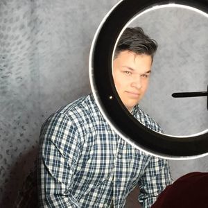 Meet your Posher, Hunter